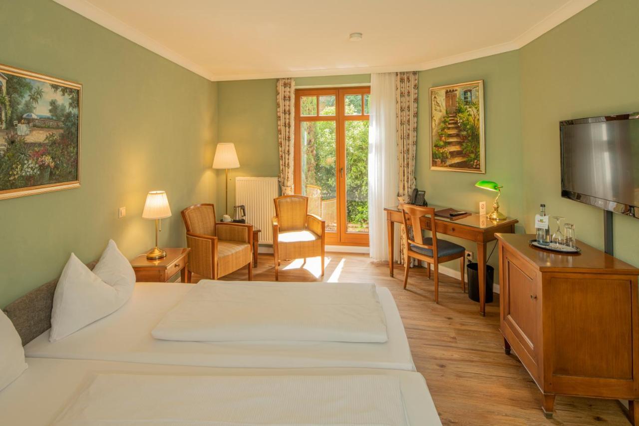 Hotel Arador ซังคท์เลออน-โรท ภายนอก รูปภาพ