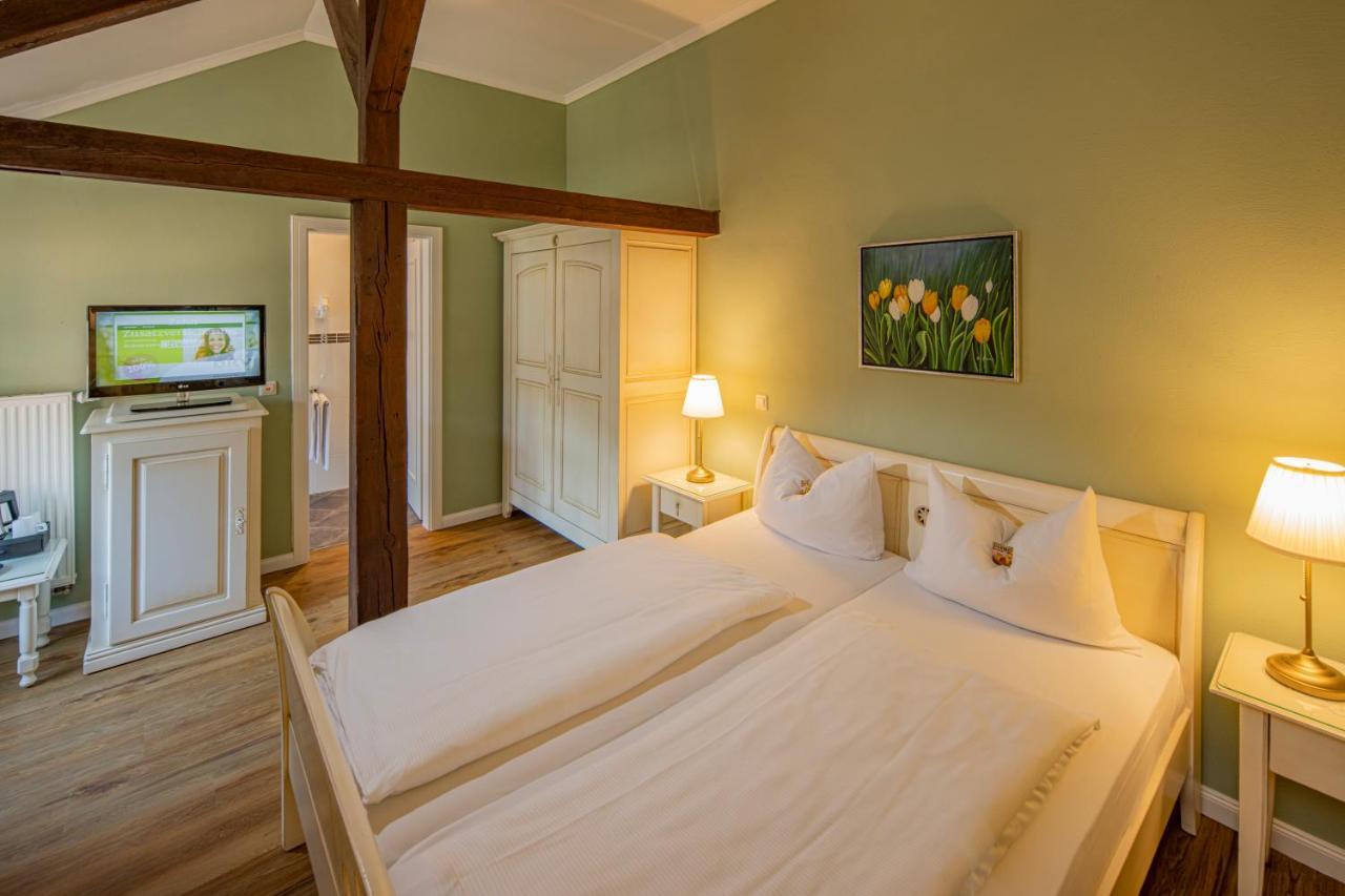 Hotel Arador ซังคท์เลออน-โรท ภายนอก รูปภาพ