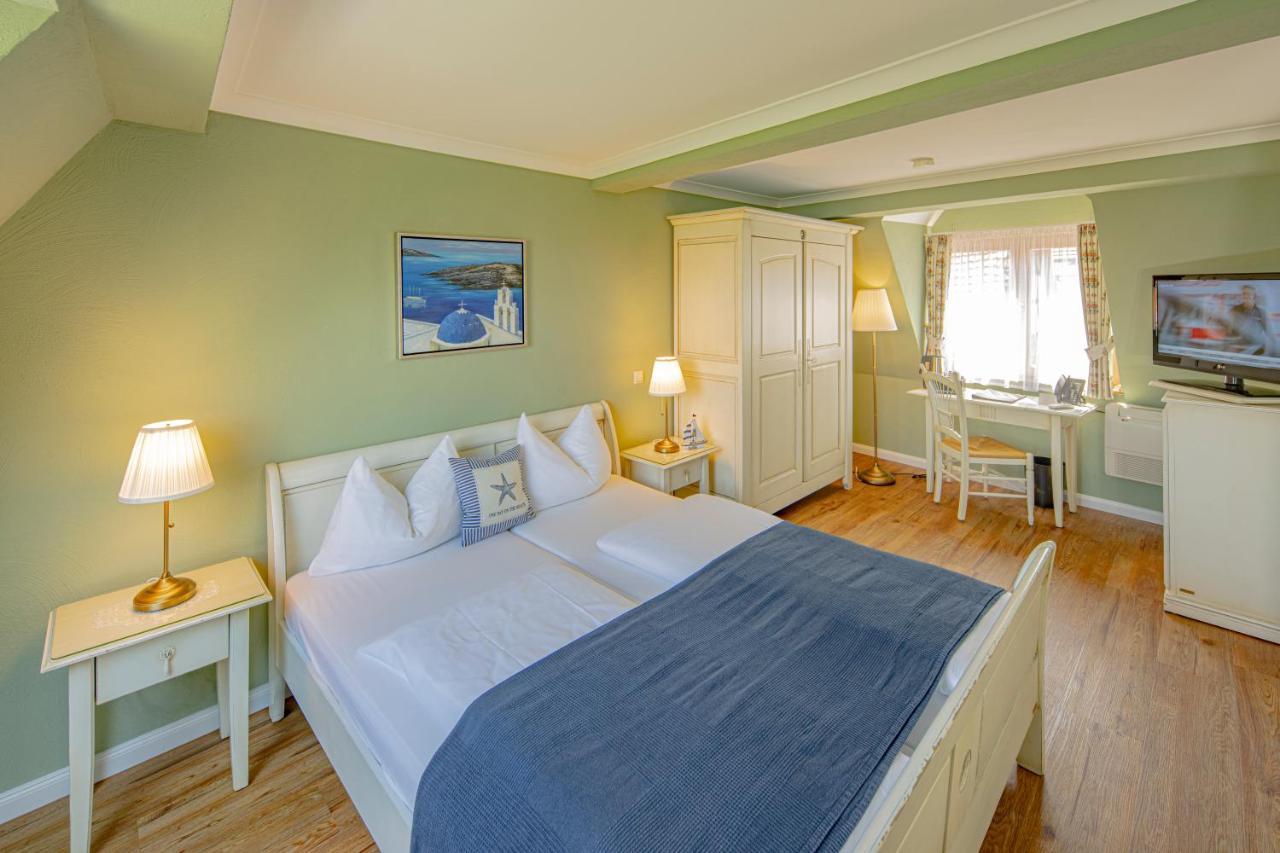 Hotel Arador ซังคท์เลออน-โรท ภายนอก รูปภาพ